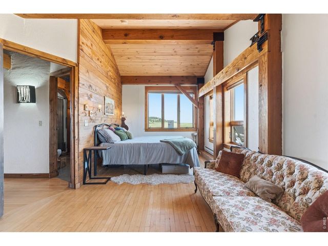 608 Sundance Dr, Livermore, CO 80536