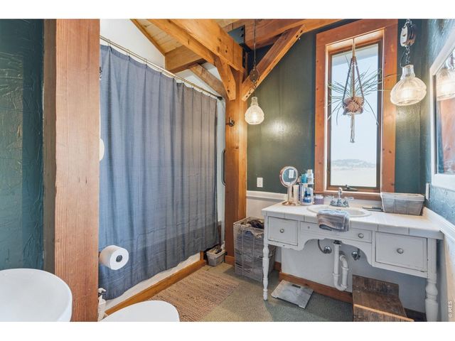 608 Sundance Dr, Livermore, CO 80536
