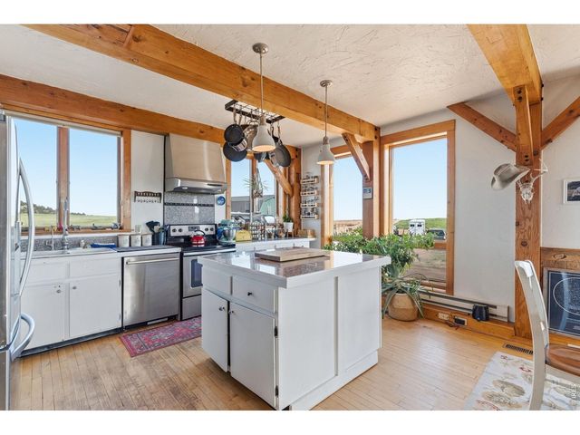 608 Sundance Dr, Livermore, CO 80536