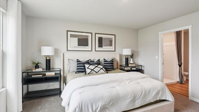 5923 NE Verona Drive, Ankeny, IA 50021