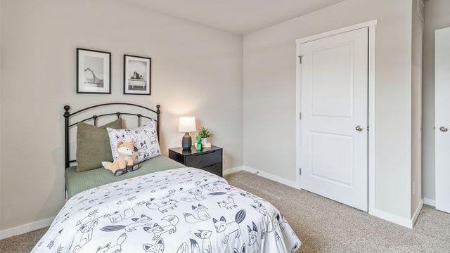 5923 NE Verona Drive, Ankeny, IA 50021