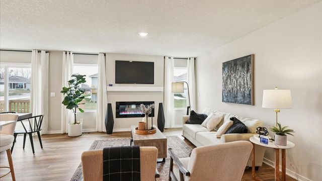 5923 NE Verona Drive, Ankeny, IA 50021