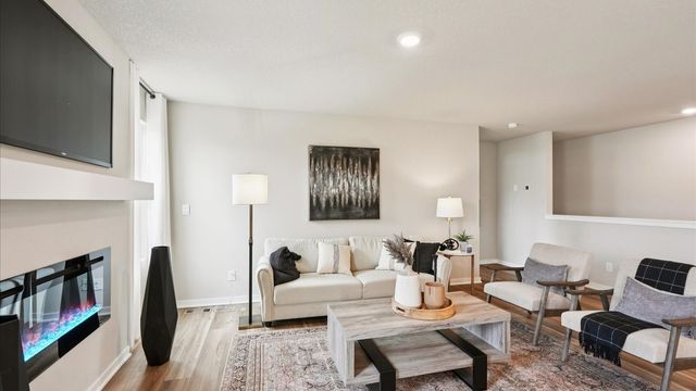 5923 NE Verona Drive, Ankeny, IA 50021