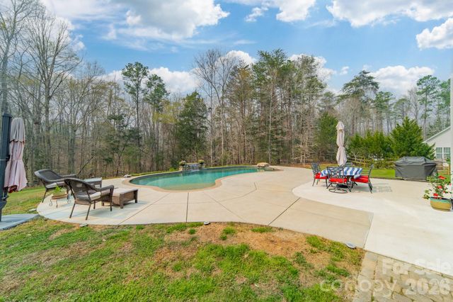 149 EdgeHill Drive, Fort Mill, SC 29715