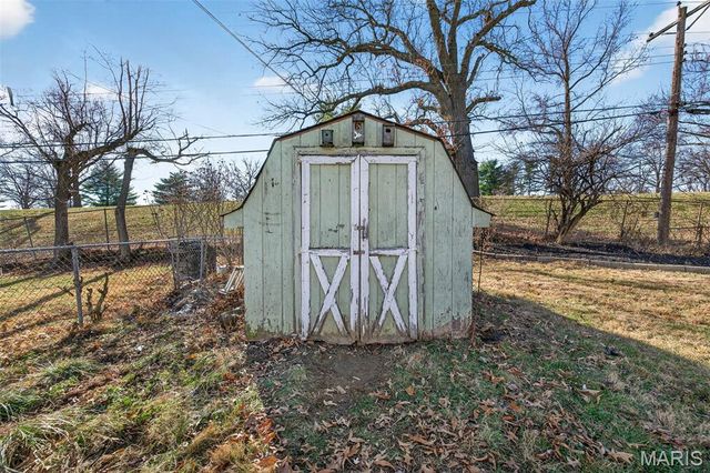 10820 Saint Francis Lane, St Ann, MO 63074