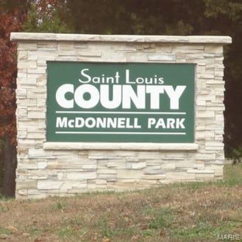 10820 Saint Francis Lane, St Ann, MO 63074