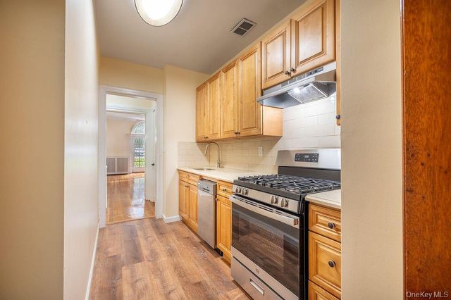 111 N Broadway C, Irvington, NY 10533
