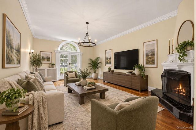111 N Broadway C, Irvington, NY 10533