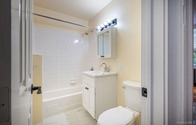 111 N Broadway C, Irvington, NY 10533