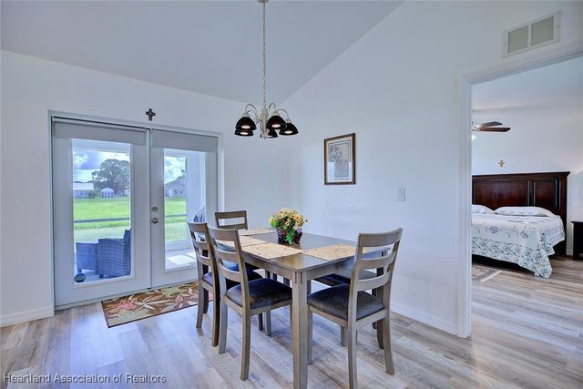 809 Woodside Place, Sebring, FL 33876