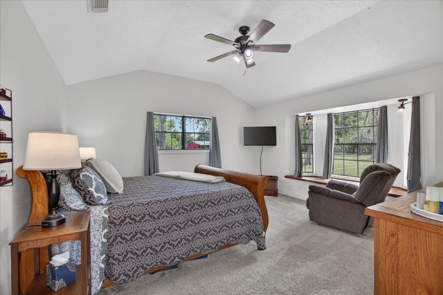 159 County Road 611a, Angleton, TX 77515