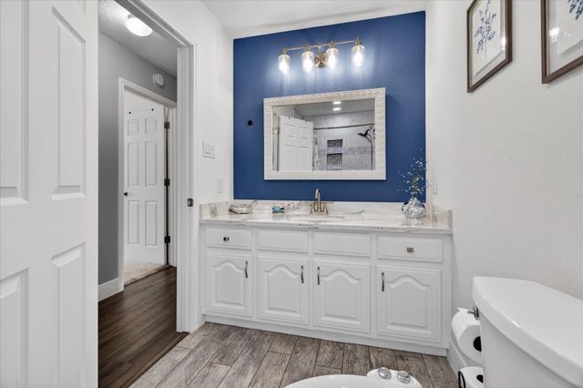 159 County Road 611a, Angleton, TX 77515