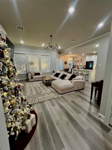 415 Daisy Lane, Robinson, TX 76706