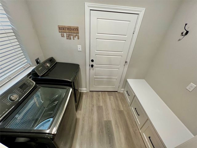 415 Daisy Lane, Robinson, TX 76706