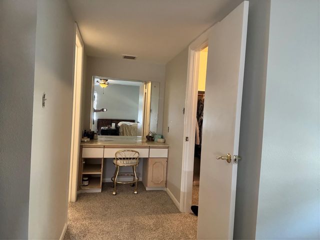 6349 Briar Rose Drive 148, Houston, TX 77057