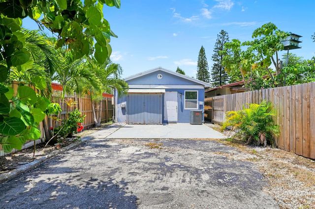 314 S F Street, Lake Worth Beach, FL 33460