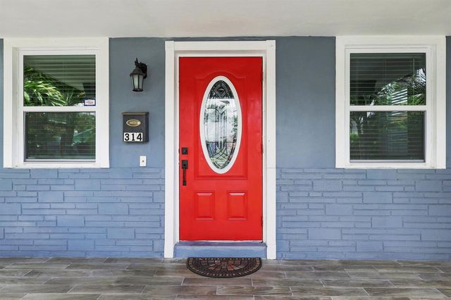 314 S F Street, Lake Worth Beach, FL 33460