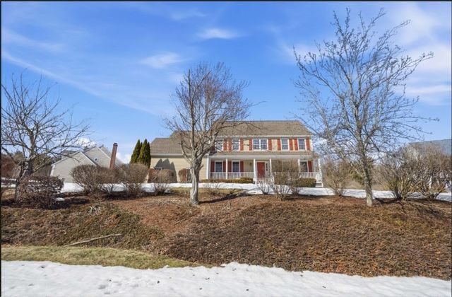 2 Lakeside Terrace, Westford, MA 01886