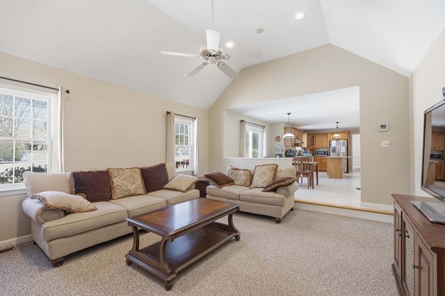2 Lakeside Terrace, Westford, MA 01886