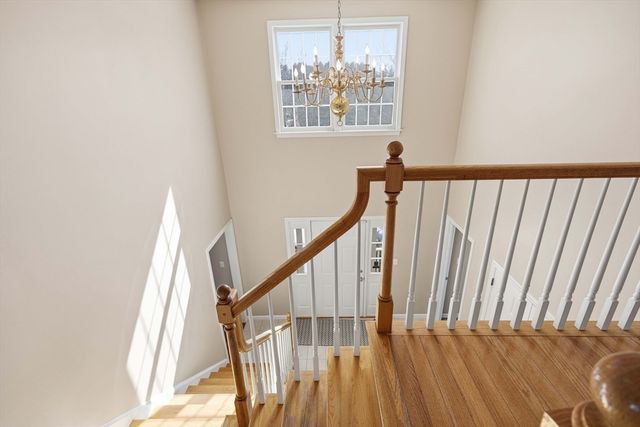 2 Lakeside Terrace, Westford, MA 01886