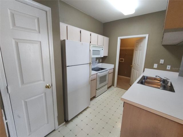 13005 SANCTUARY COVE DRIVE 103, Temple Terrace, FL 33637