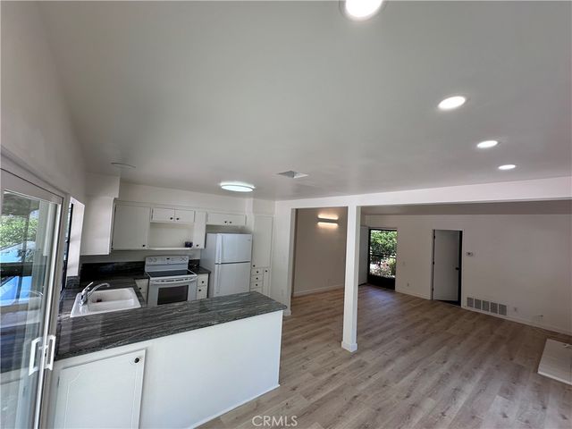 635 Flaming Star, Thousand Oaks, CA 91360