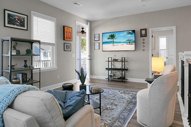 387 Oak Park Street, Summerville, SC 29486