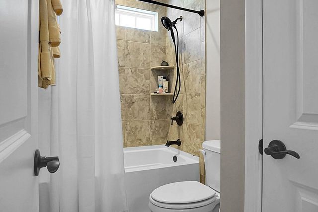 387 Oak Park Street, Summerville, SC 29486