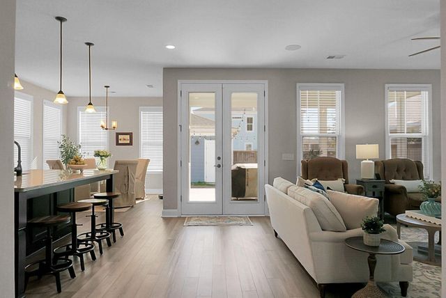 387 Oak Park Street, Summerville, SC 29486