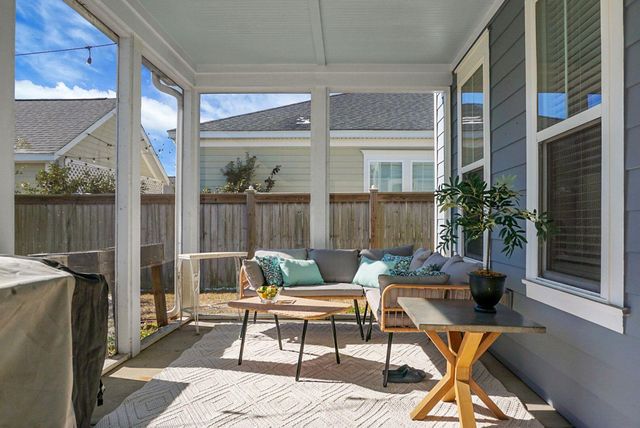 387 Oak Park Street, Summerville, SC 29486