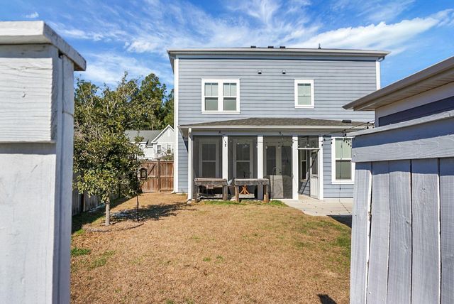 387 Oak Park Street, Summerville, SC 29486