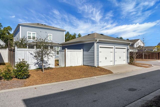 387 Oak Park Street, Summerville, SC 29486