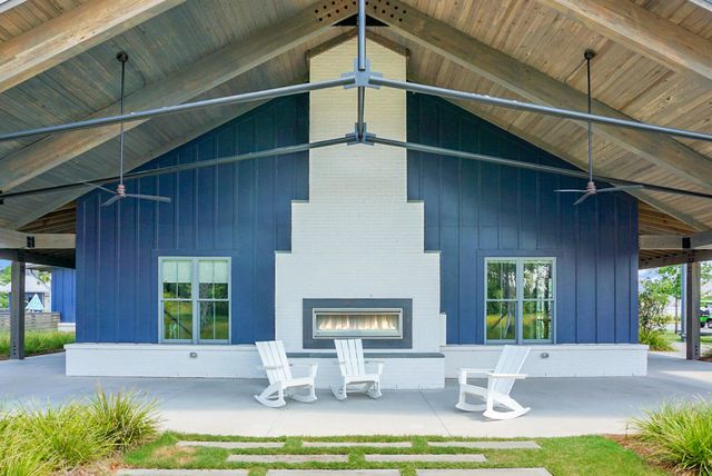 387 Oak Park Street, Summerville, SC 29486