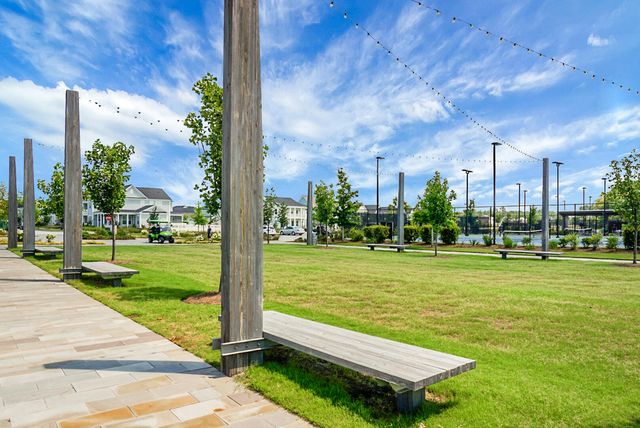 387 Oak Park Street, Summerville, SC 29486