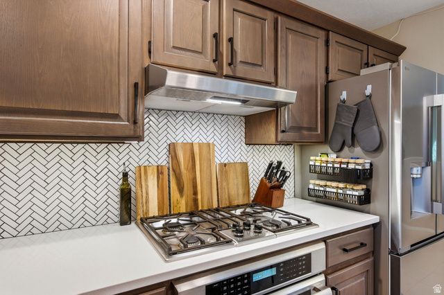 1112 E EAGLE RIDGE CIR, Sandy, UT 84094