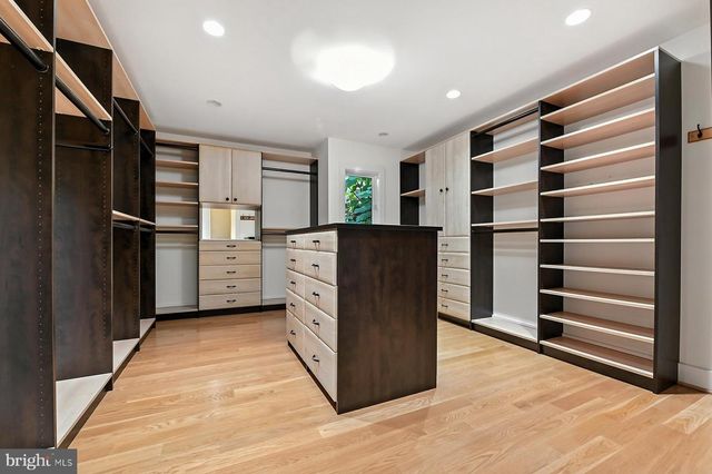 1715 PORTERS HILL RD, Annapolis, MD 21401