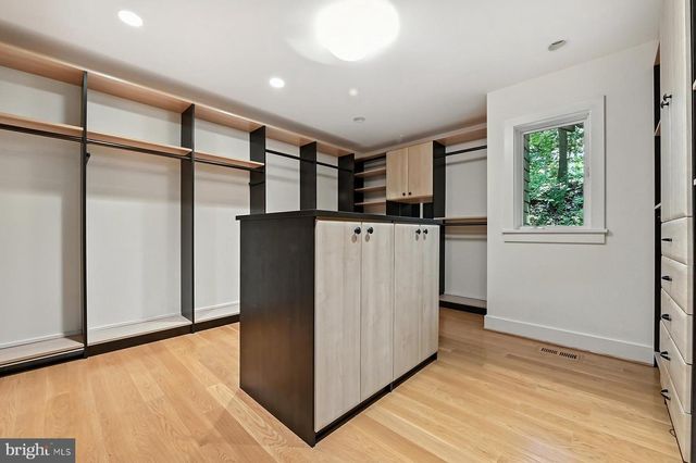 1715 PORTERS HILL RD, Annapolis, MD 21401