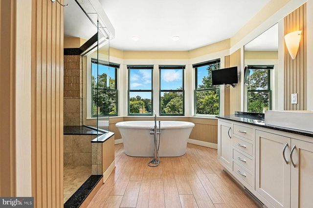 1715 PORTERS HILL RD, Annapolis, MD 21401