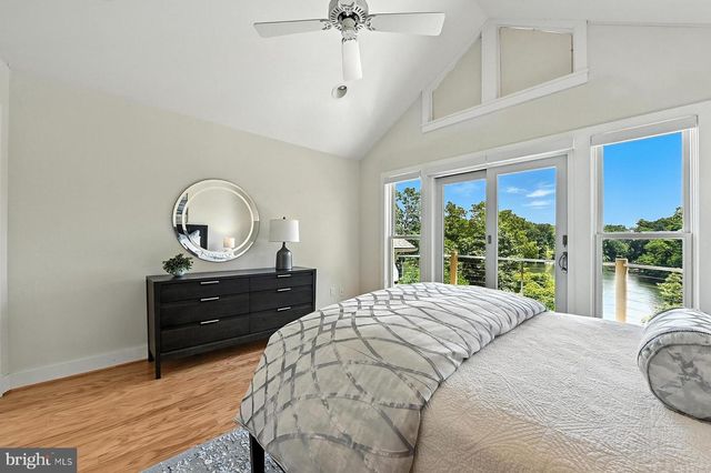 1715 PORTERS HILL RD, Annapolis, MD 21401