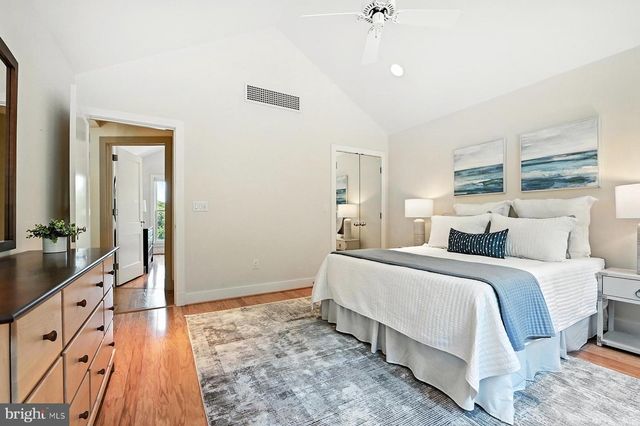 1715 PORTERS HILL RD, Annapolis, MD 21401