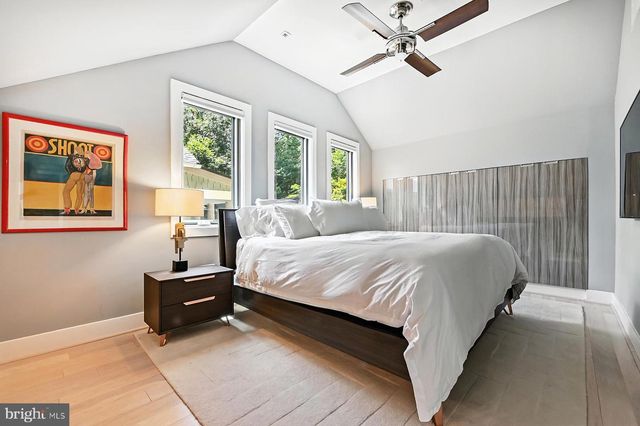 1715 PORTERS HILL RD, Annapolis, MD 21401