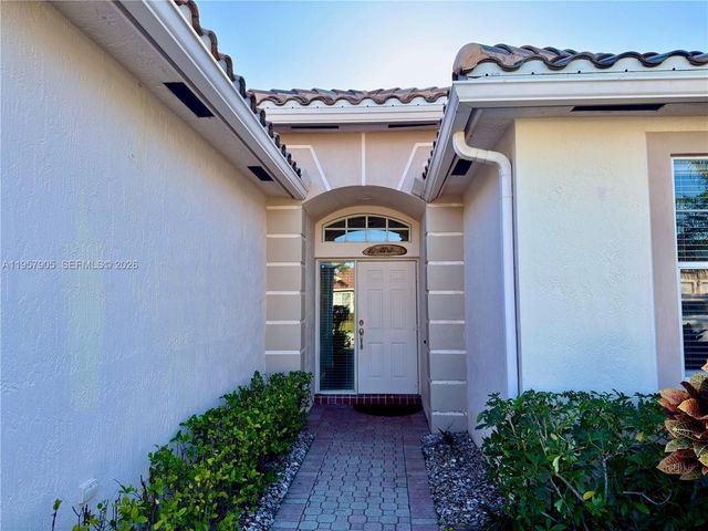 21838 Palm Grass Dr, Boca Raton, FL 33428
