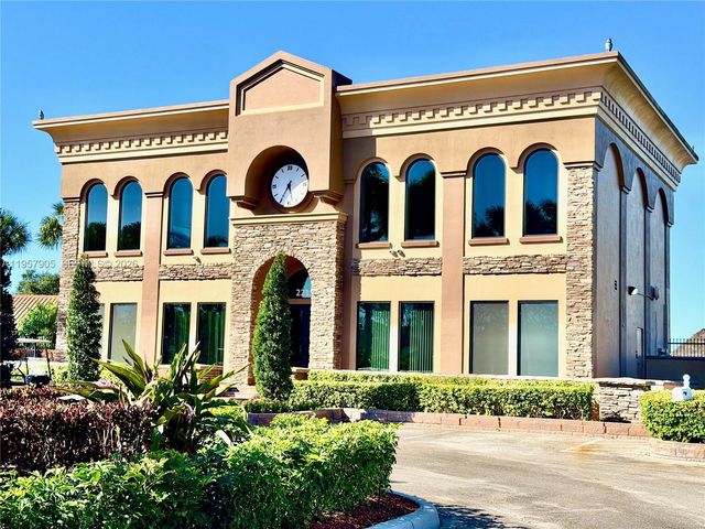 21838 Palm Grass Dr, Boca Raton, FL 33428