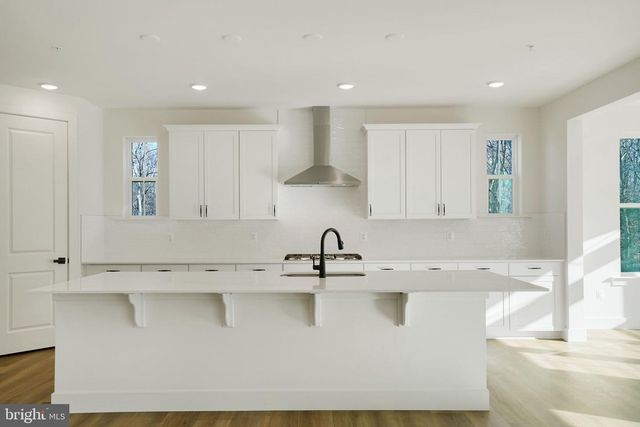 2003 ARAM, Accokeek, MD 20607