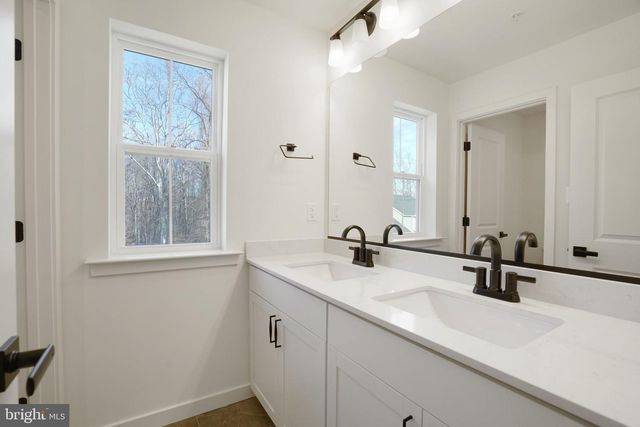 2003 ARAM, Accokeek, MD 20607