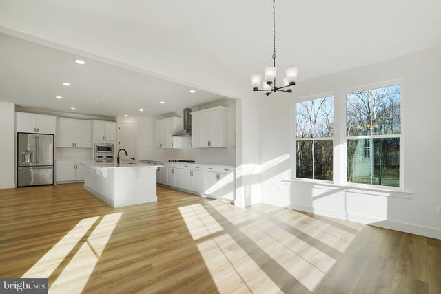 2003 ARAM, Accokeek, MD 20607