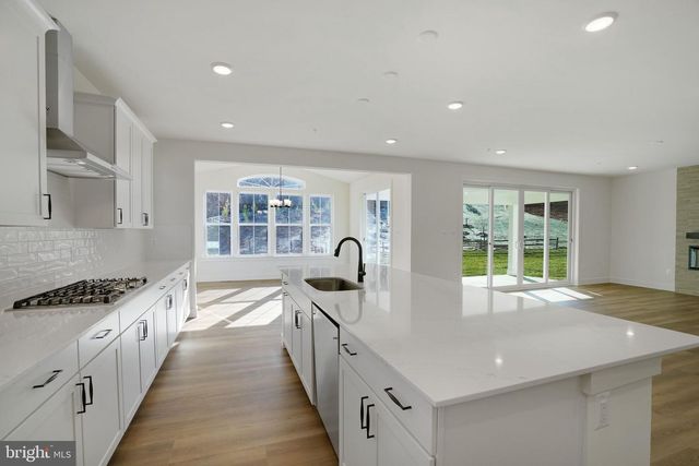 2003 ARAM, Accokeek, MD 20607