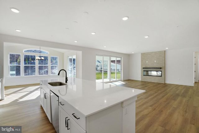 2003 ARAM, Accokeek, MD 20607