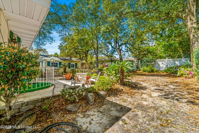 1496 Miller Street, Biloxi, MS 39530