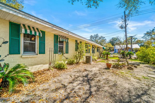 1496 Miller Street, Biloxi, MS 39530